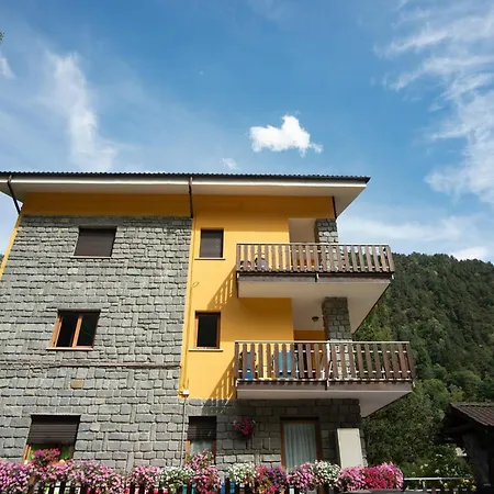 Apartment Casa Vacanze Roberto Antey-Saint-Andre