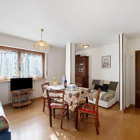 Apartment Casa Vacanze Roberto *